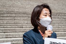 기자회견을 열고 '국정농단 범죄자, 특정경제. ì´ìž¬ìš© ì‚¬ë©´ ë°˜ëŒ€ ê·œíƒ„ êµ­ë¯¼ì€ ê³µê°í•œ ì  ì—†ë‹¤ ì‚¬íšŒì¼ë°˜ ì‚¬íšŒì—°ëŒ€ ê¸°ì‚¬ë³¸ë¬¸ ë…¸ë™ê³¼ì„¸ê³„