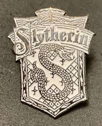 Slytherin belong to rowling artwork is mine! Harry Potter Slytherin Crest Pin Badge Pins And Things
