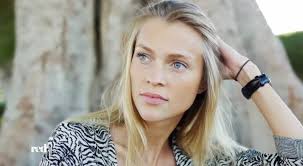 Am ende jeder gntm folge wird die schwächste teilnehmerin durch heidi klum und ihre jury vom wettbewerb ausgeschlossen. Germanys Next Topmodel 2016 Umstyling Youtube Syam Kapuk