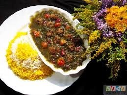 نتیجه تصویری برای خورش آلو اسفناج با مرغ