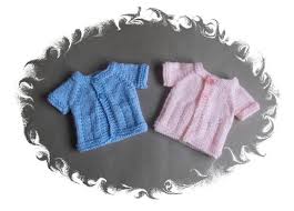 This pattern is available as a free ravelry download. Preemie Baby Cardigans Allfreeknitting Com