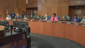 Governor threatens to pull $110M in public safety funds over Houston's new immigration policy