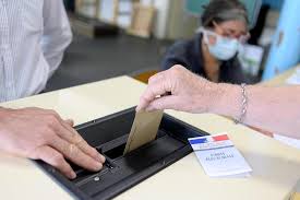 One change was that the election adopted paired voting. Elections Departementales Le Risque De L Abstention Ne Date Pas D Hier Le Mans Maville Com