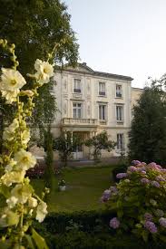 Best Western Hotel Champlain France Angleterre De Larochelle Un Cadre Idyllique Et Un Somptueux Jardin Gard Hotel Beaux Jardins Les Plus Beaux Jardins