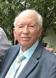 Debbie Behnke's Instagram, Twitter & Facebook