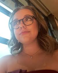 Carly Wells (@it_is_wells_) • Instagram photos and videos