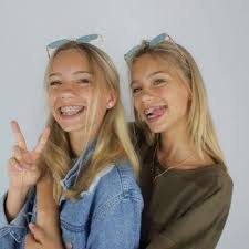 Lisa and lena started making videos on december 10, 2015 on the app musical.ly. Lisa And Lena Home Facebook