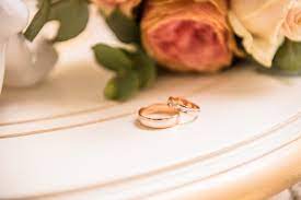 9 Things To Do With Your Wedding Ring After A Spouse S Death Cake Blog