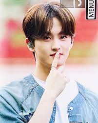 SAYAANGGGG BGT🥹🥹🥹💖💖 • •• ••• 240518 nct dream : the dream show 3  dream()scape in jakarta (soundcheck) cr. mark_l2_, bigbluemark82, belovemk  -🌧️ ———————————————————— ✔️ Follow @marklee_archives ❤️ Like 💬 Comment 👥  Share