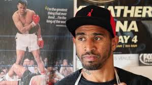RENOLD QUINLAN BEATS DANIEL GEALE BY KO! 27 year old Redfern-based boxer  Renold Quinlan has sensationally KO'd Daniel Geale in Tasmania overnight.  The bout was all over before the end of round