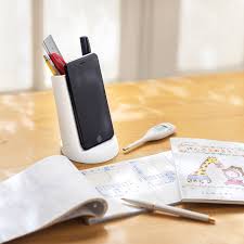 さっと使えて机上のきれいさキープ　ペン立てとスマホスタンドが　ドッキングしたオーガナイザー〈クールグレー〉