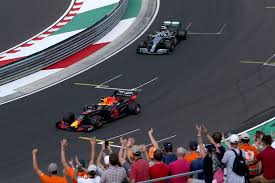 De coureurs rijden eerst een opwarmronde, waarna de op de startopstelling plaatsnemen. Coronacrisis Circuits In Hongarije Italie En Belgie Krijgen Jaar Erbij In F1 Formule 1 Ad Nl