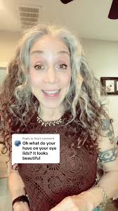 Ellen Tracy Shimmer Glow Roll