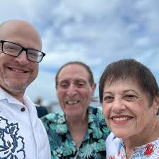 Hello community.. I am looking for catering suggestions for June 14th.  Thanks so much :)