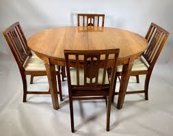 Located in forest row, east sussex. 1930 S Dining Room Table And Four Chairs 771270 Sellingantiques Co Uk