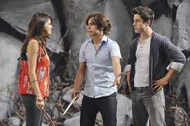 Watch wizards of waverly place online free. Who Will Be The Family Wizard Jake T Austin On The Wizards Of Waverly Place Finale With Selena Gomez And David Henrie On Disney Channel Wsj