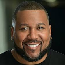 Terrence Cook (@vizionaryconcepts) • Instagram photos and videos