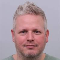 600+ "Broere" profiles