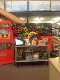 Our Gorgeous Rainbow Serpent And Dreamtime Display By Our Wonderful Library Technician Alana Library Book Displays Library Themes Library Displays