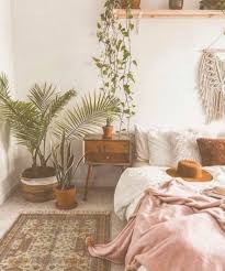 Check out these 20 dreamy boho room decor ideas and start revamping your home. Pin On Basel Ta Apt 2020