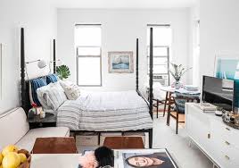 One square foot = 144 square inches = 1/9 square yards. I Lived In A 280 Square Foot Apartment For A Year This Is What I Learned