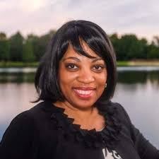 Maria Kirkland's Instagram, Twitter & Facebook