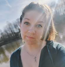 Christina M Robertson