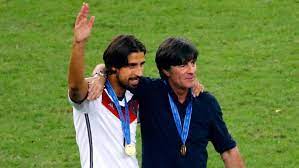 Sami khedira is a 27 year old german/tunisian footballer who plays for real madrid cf. Wm 2014 Sami Khedira Enthullt 7 1 Kabinen Ansprache Von Jogi Low Fussball Nationalmannschaft Sport Bild