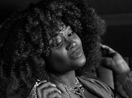 Roberta Lea's crowdfunded "Too Much of a Woman" yields a quintessential  Millennial album