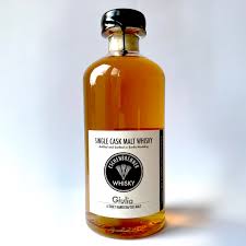 Nasce nella caldissima palermo, vive otto partecipate anche voi alla nostra rubrica italians of berlin. Single Malt Whisky Giulia Eschenbrenner Whisky