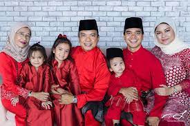 Mejor te guardas todo eso a otro perro con ese hueso y nos decimos adiós. Raya Family Portraits Alif Satar Shadila Halid Malaysia Wedding Photographer And Videographer Stories My