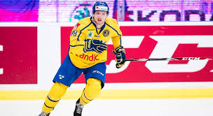 Follow vm 2021 för live resultat. Hockey Vm 2021 Sveriges Trupp Och Spelschema Tre Kronor Spelbloggare Se Speltips Odds Insattningsbonusar