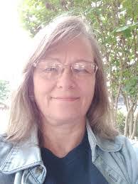 Susan Baumgardner's Instagram, Twitter & Facebook