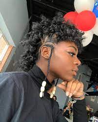 Check spelling or type a new query. Penteados Com Tranca 7 Trancas Diferentes E Faceis De Fazer Para Voce Testar Cabelo Bom E O Meu Natural Hair Styles Easy Hair Styles Black Girl Natural Hair