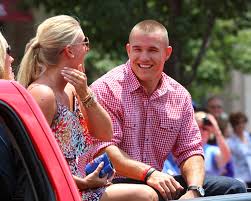 Danny weiss studio, new york, nyphotography: Angels Player Mike Trout Hires Skywriter To Propose To Girlfriend