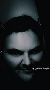 Mark Wingard's Instagram, Twitter & Facebook