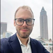 Eduardo Schuster's Instagram, Twitter & Facebook