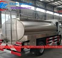ISUZU ELF 5000liters milk tank truck