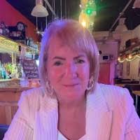 7900+ "'jeanette '" profiles