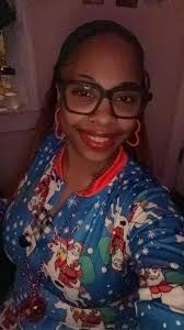 Merry Christmas and thank you for allowing me to be in the group. I like  meeting new people and having fun and learning new things