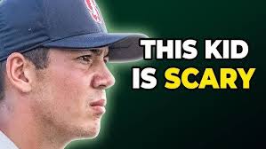 SPECTACULAR Scottie Scheffler chip-in birdie