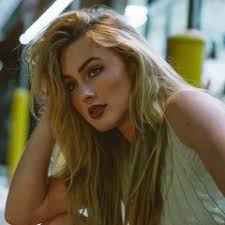 Stream Emma Holzer music