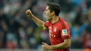 Only 153 legends are 17. Lewandowski Focused On Writing His Own Bayern History After Gerd Muller Comparisons Fourfourtwo