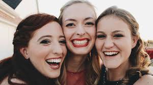 I Was an Overly Needy Friend—Here's What I Really Needed