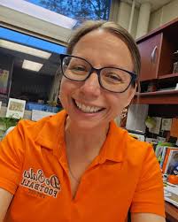 Happy National Principal's Day to DeSales' longest serving principal, Dr.  Anastasia Quirk, and assisatnt principal, Aaron Gottbrath '06. Thank you  for your leadership! #NationalPrincipalsDay