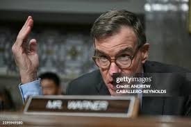 68 Virginia Jr Reynolds Stock Photos, High-Res Pictures, and Images