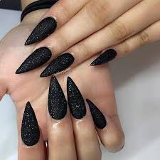 Black And Glitter Nails 37 Black Glitter Nails Designs That You Can Make Jewelry Fashionstyle Black Nail Designs Black Nails With Glitter Nail Designs Glitter