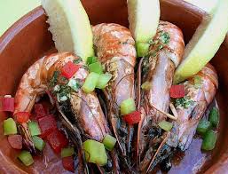 De Belles Gambas Facile A Realiser Et Delicieuses A Deguster Avec Ses Doigts Ingredients 4 Grosses Gambas Crues Recette Facile Delicieux Poivron Vert