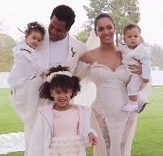 By now you must have seen the instantly iconic photo that beyoncé released in the middle of the night, featuring fresh twins sir carter and rumi. Essence On Twitter Happy 2nd Birthday To The Carter Twins Rumi And Sir Turned Two Today Beyonce