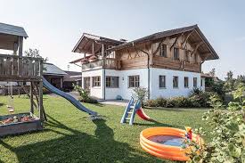 Weitere ergebnisse zu haus und holzbau im allgäu gmbh. Pin Auf Lerchenmuller Massivholzhauser Modernisierung
